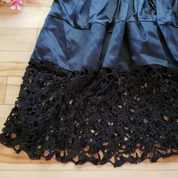 Halter dress ๐ค - Picture 10 of 16